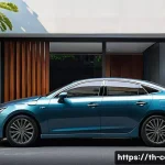 자동차 보험료 비용 - A detailed scene of a Thai urban street at dusk, featuring a modern sedan parked safely inside a gat...